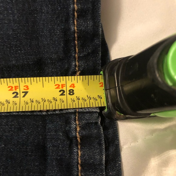 EUC Wallflower “ The Lucious Curvy Fit” Bootcut Jeans Indigo Denim Tint Finish - Picture 3 of 11